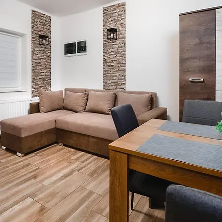 Reborn Lux Apartman *