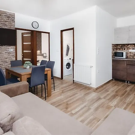 Apartman Reborn Lux *