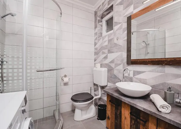 Reborn Lux Apartmán *